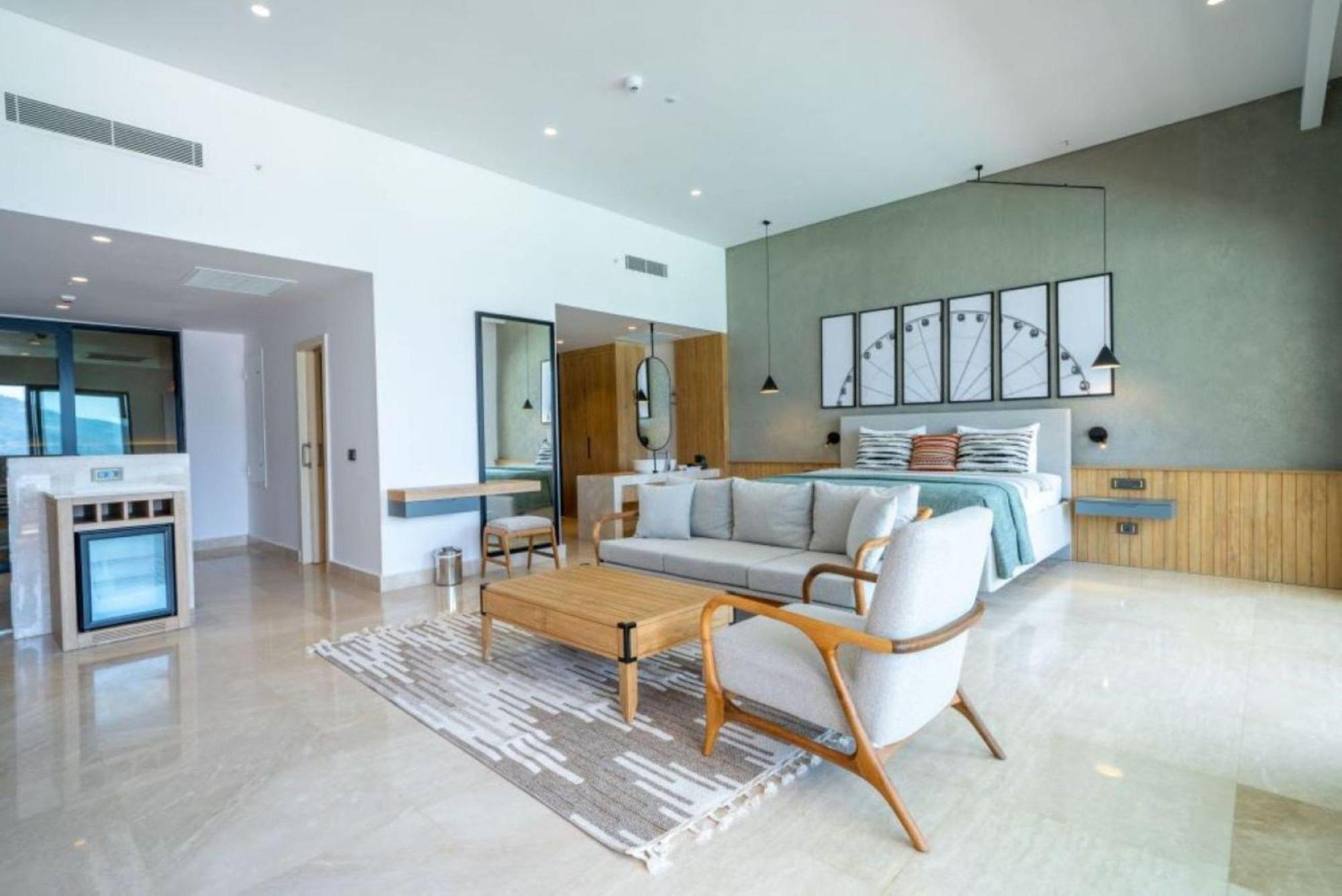 Lures Hotel คัลคัน ภายนอก รูปภาพ